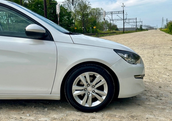 Peugeot 308 cena 28900 przebieg: 227000, rok produkcji 2015 z Wrocław małe 781